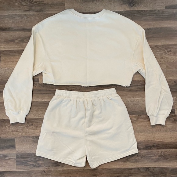 Cream Cropped Crewneck & Shorts Set - Picture 3 of 8
